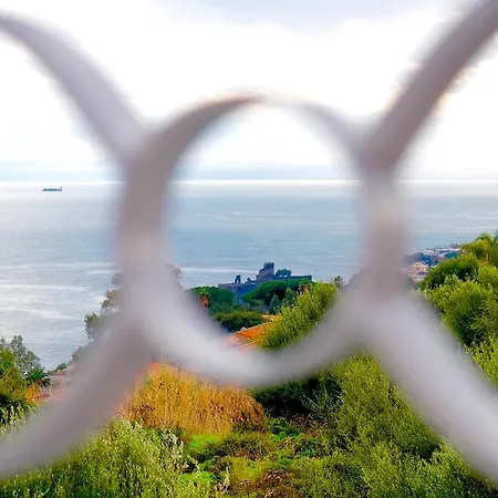 Alba 아파트 아찌트라자