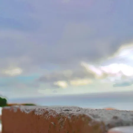 Alba شقة أكيتْريتْسا