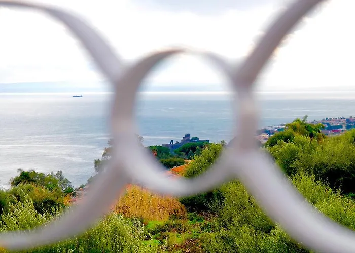 Alba Daire Aci Trezza