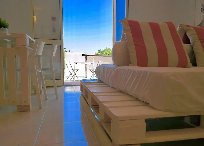 Alba Daire Aci Trezza